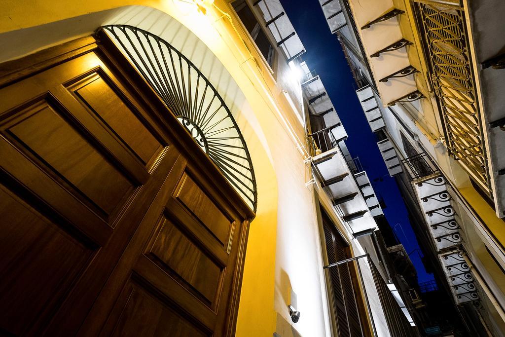 Casa Petra Ai Quattro Canti Palermo Exterior photo
